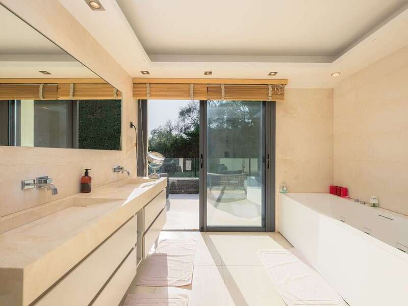 photo_villa_varela_sdb_1_e_tage_-_copie_-_copie