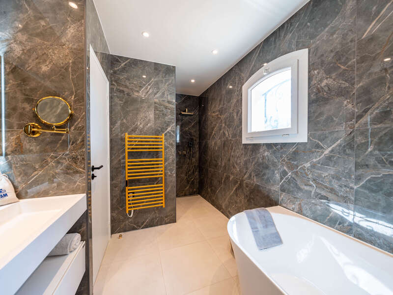 15_sdb_ch_1er_baignoire